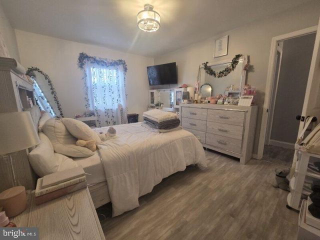 6 DORI CT, Sicklerville, NJ 08081