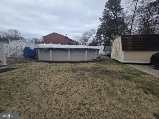 6 DORI CT, Sicklerville, NJ 08081