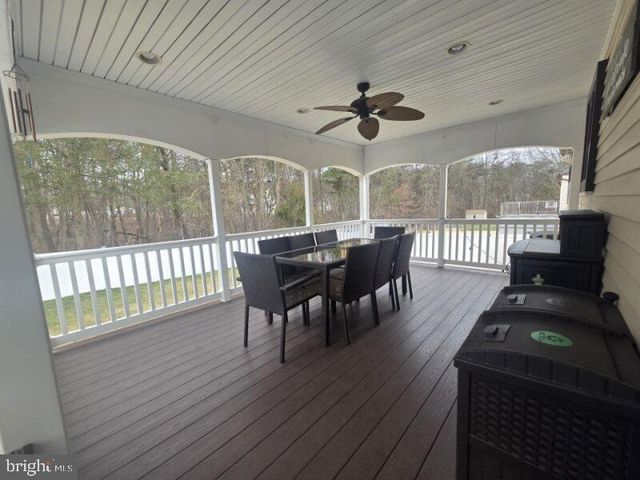 6 DORI CT, Sicklerville, NJ 08081