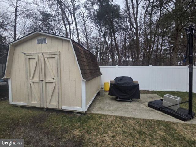 6 DORI CT, Sicklerville, NJ 08081