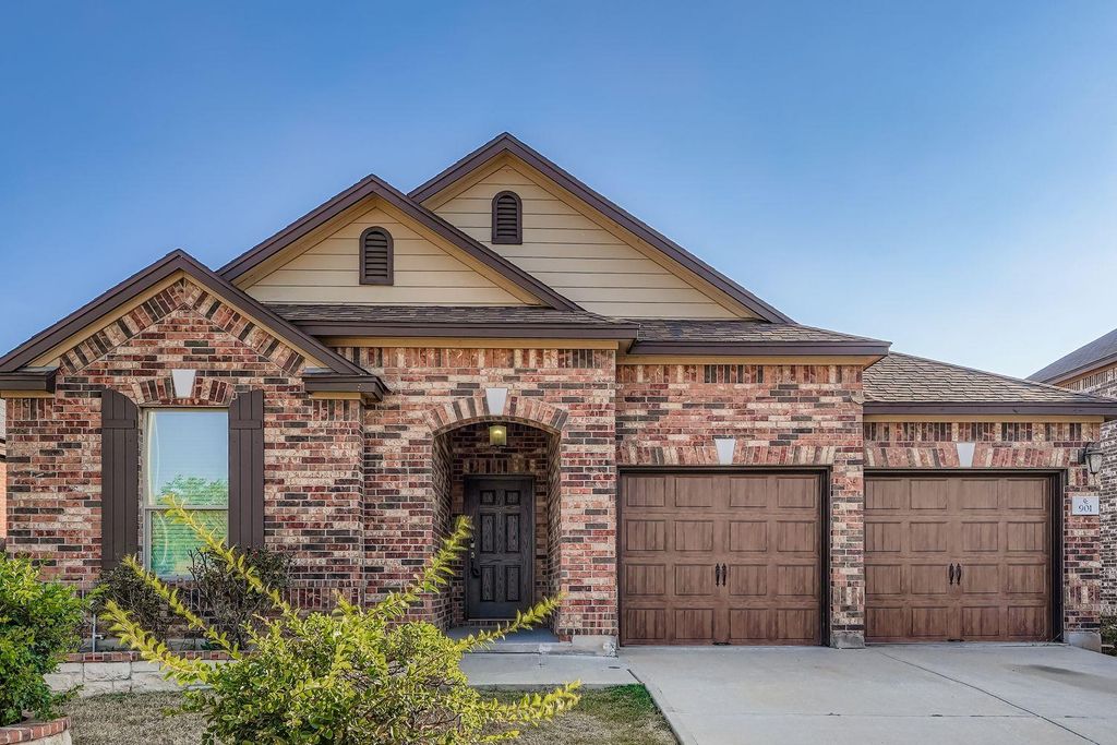 901 Water Hyacinth LOOP, Leander, TX 78641