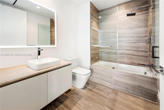 5775 Collins Ave 1405, Miami Beach, FL 33140