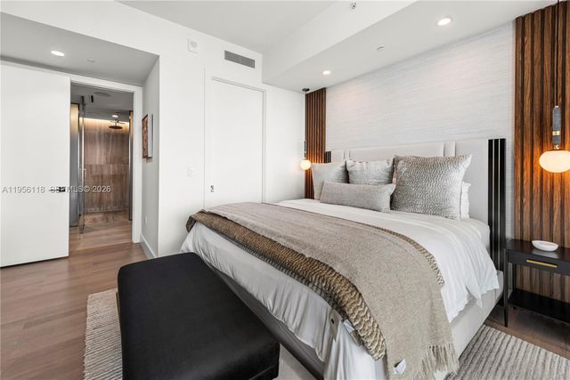 5775 Collins Ave 1405, Miami Beach, FL 33140