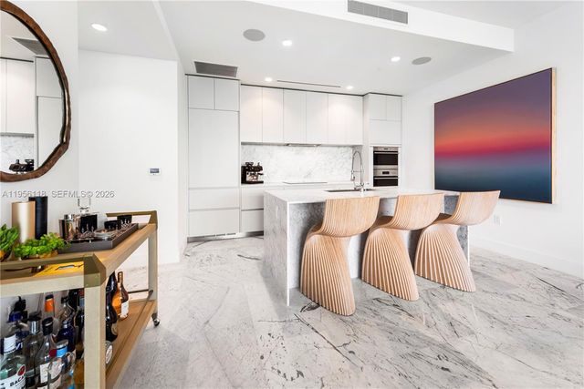 5775 Collins Ave 1405, Miami Beach, FL 33140