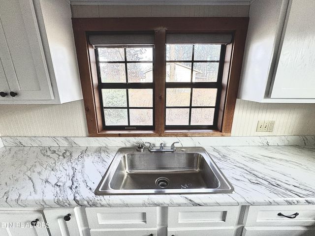 119 Eagle Lane, Crossville, TN 38558