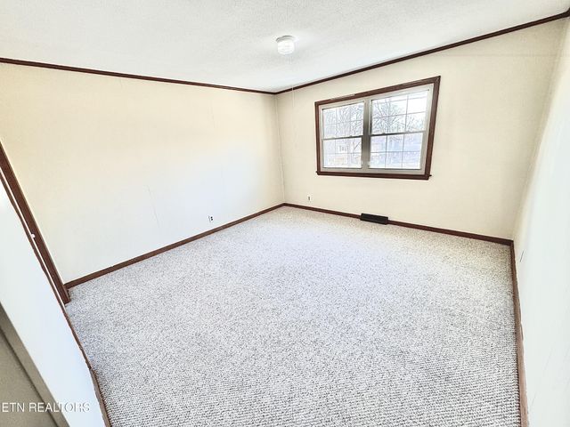 119 Eagle Lane, Crossville, TN 38558