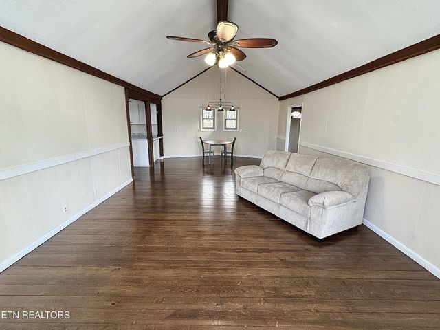 119 Eagle Lane, Crossville, TN 38558