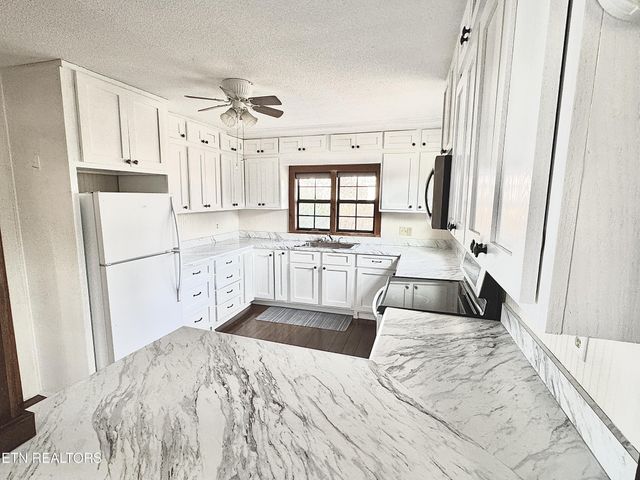 119 Eagle Lane, Crossville, TN 38558