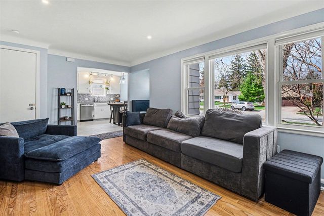 1801 Cayuga Place, Ann Arbor, MI 48104