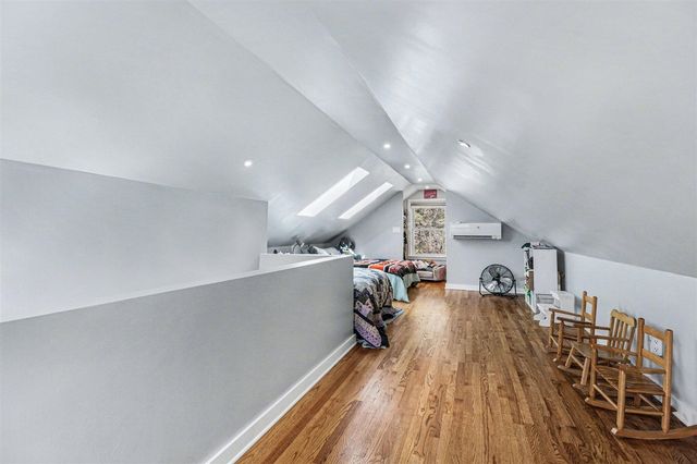 1801 Cayuga Place, Ann Arbor, MI 48104