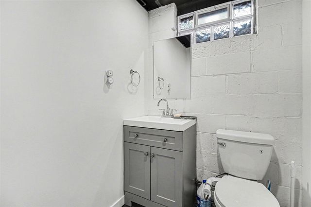 1801 Cayuga Place, Ann Arbor, MI 48104