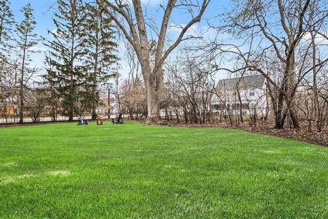 1801 Cayuga Place, Ann Arbor, MI 48104