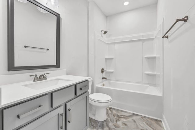 2070 Ireland Way, Clarksville, TN 37042