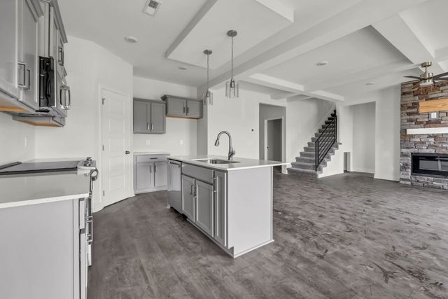 2070 Ireland Way, Clarksville, TN 37042