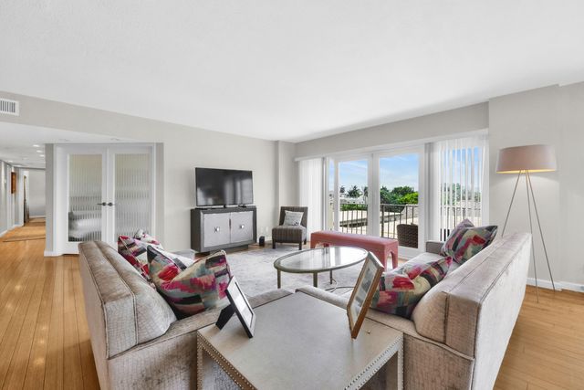 2500 E Las Olas Boulevard 409, Fort Lauderdale, FL 33301