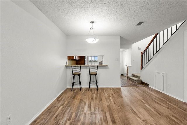 8908 Glacier Avenue, Texas City, TX 77591