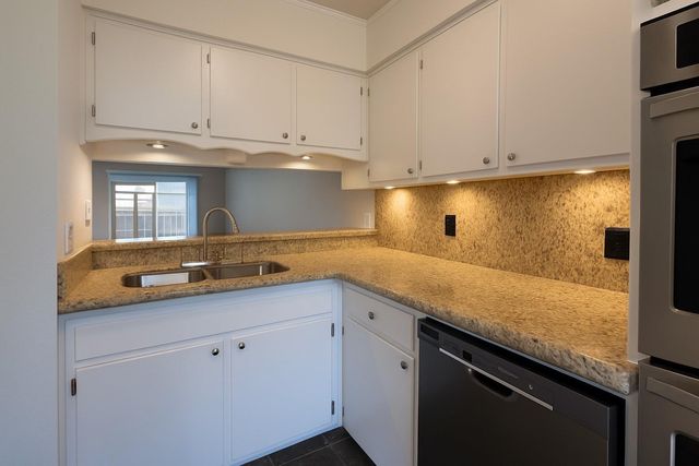 8908 Glacier Avenue, Texas City, TX 77591