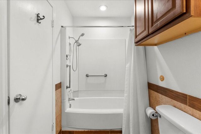 8908 Glacier Avenue, Texas City, TX 77591