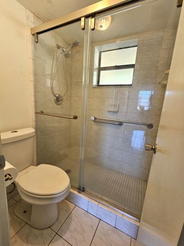 1001 Colony Point Circle 417, Pembroke Pines, FL 33026