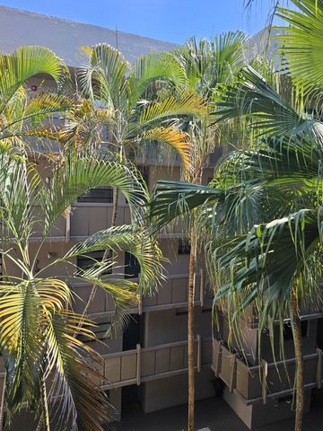 1001 Colony Point Circle 417, Pembroke Pines, FL 33026