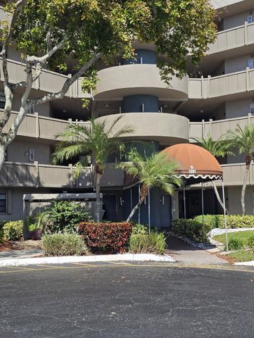 1001 Colony Point Circle 417, Pembroke Pines, FL 33026