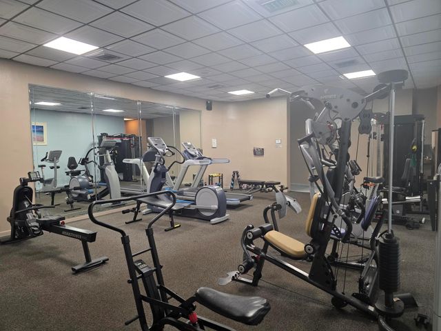 1001 Colony Point Circle 417, Pembroke Pines, FL 33026