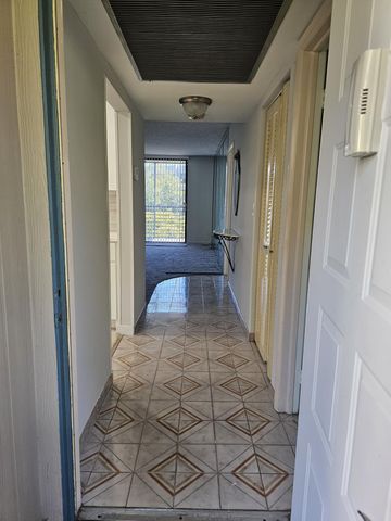 1001 Colony Point Circle 417, Pembroke Pines, FL 33026