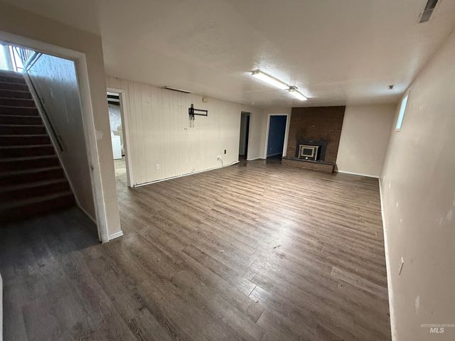1904 NW 8th St, Meridian, ID 83646