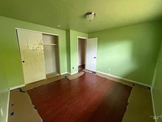 1904 NW 8th St, Meridian, ID 83646