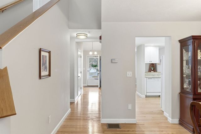 10 Westminster Dr 10, Marlborough, MA 01752