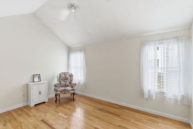 10 Westminster Dr 10, Marlborough, MA 01752