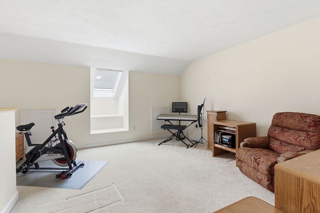 10 Westminster Dr 10, Marlborough, MA 01752