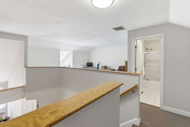 10 Westminster Dr 10, Marlborough, MA 01752