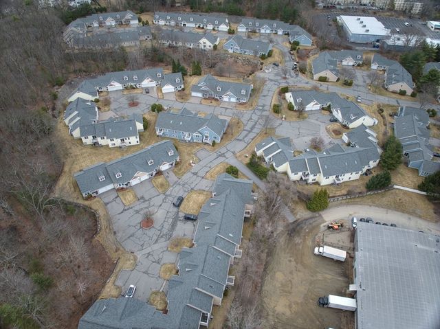 10 Westminster Dr 10, Marlborough, MA 01752