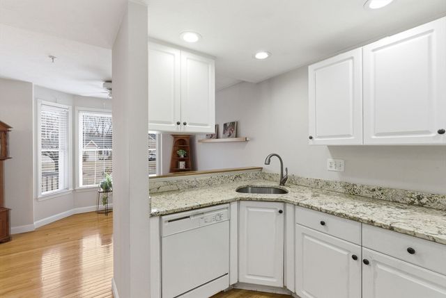 10 Westminster Dr 10, Marlborough, MA 01752