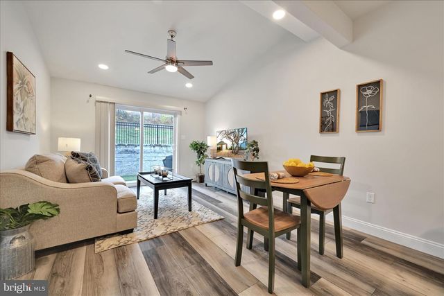 101 STAPLEHILL CT, Reading, PA 19608