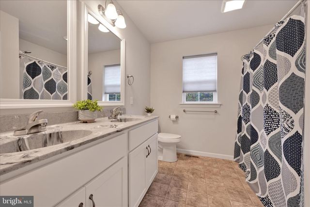 101 STAPLEHILL CT, Reading, PA 19608