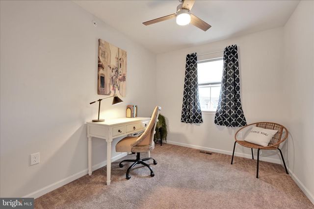 101 STAPLEHILL CT, Reading, PA 19608