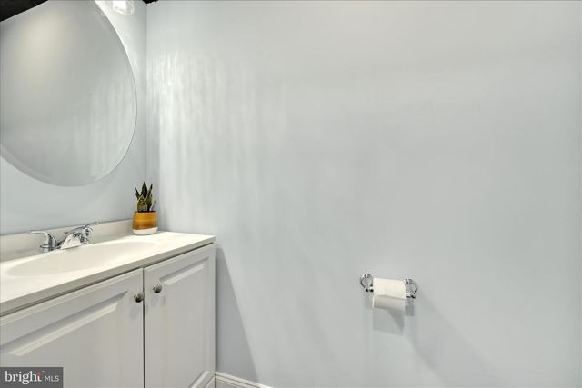 101 STAPLEHILL CT, Reading, PA 19608