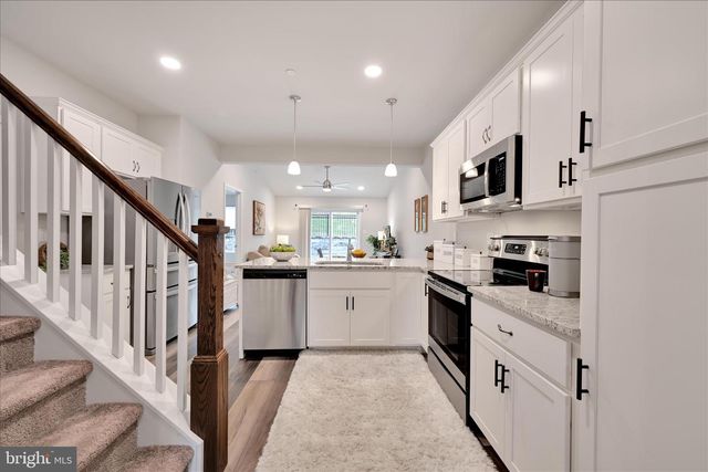 101 STAPLEHILL CT, Reading, PA 19608