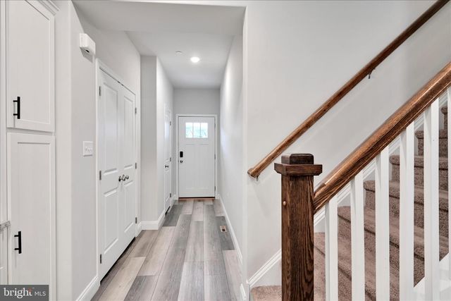 101 STAPLEHILL CT, Reading, PA 19608