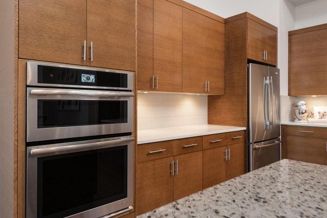 61358 Kindle Rock Loop, Bend, OR 97702