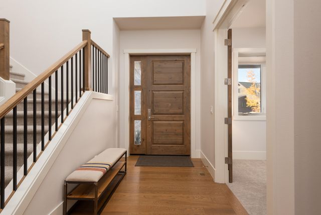 61358 Kindle Rock Loop, Bend, OR 97702