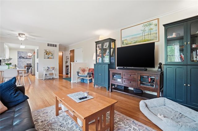 4024 Locus Bend Drive, Bellbrook, OH 45440