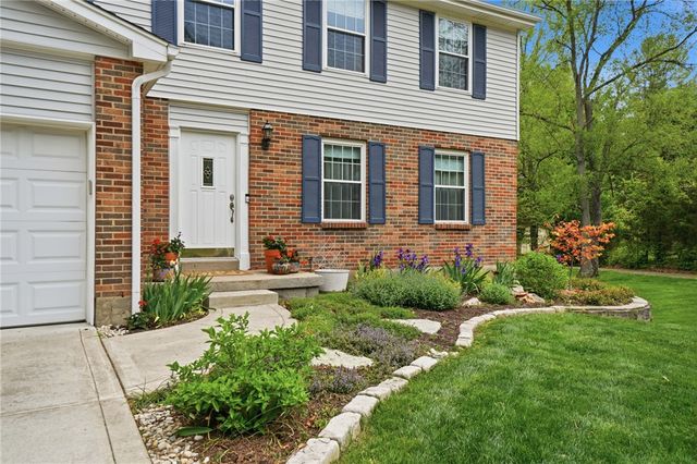 4024 Locus Bend Drive, Bellbrook, OH 45440