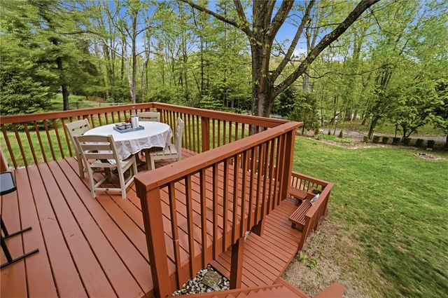 4024 Locus Bend Drive, Bellbrook, OH 45440