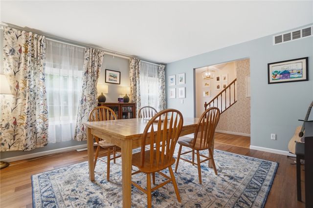 4024 Locus Bend Drive, Bellbrook, OH 45440
