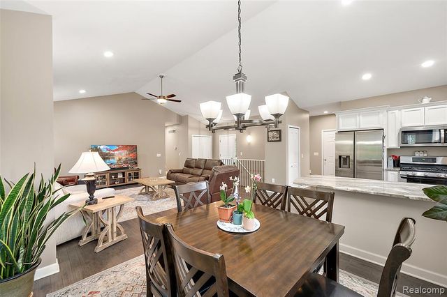 52 Parker Lane, Ortonville, MI 48462