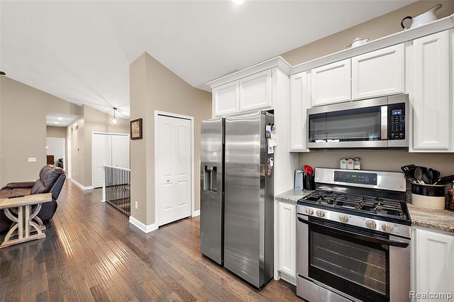 52 Parker Lane, Ortonville, MI 48462