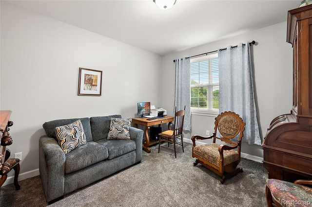 52 Parker Lane, Ortonville, MI 48462